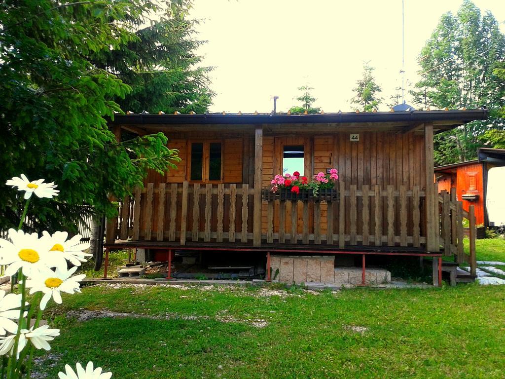 Отель Campeggio Branchetto Боско-Кьезануова Экстерьер фото