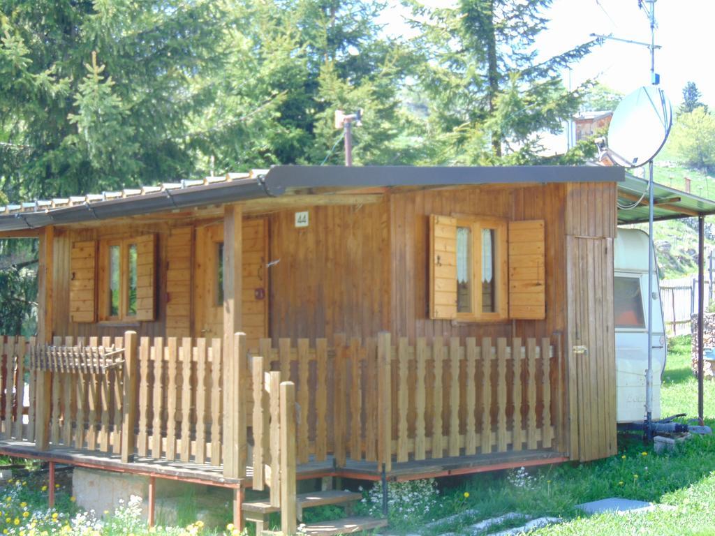 Отель Campeggio Branchetto Боско-Кьезануова Экстерьер фото