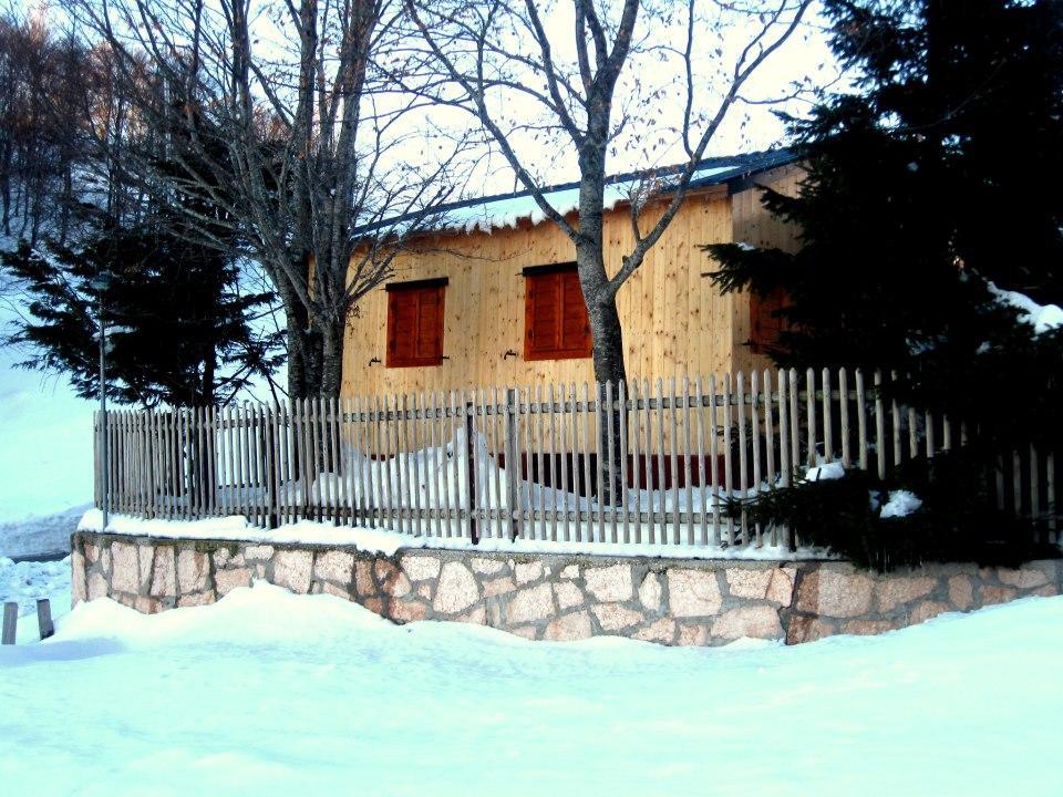 Отель Campeggio Branchetto Боско-Кьезануова Экстерьер фото