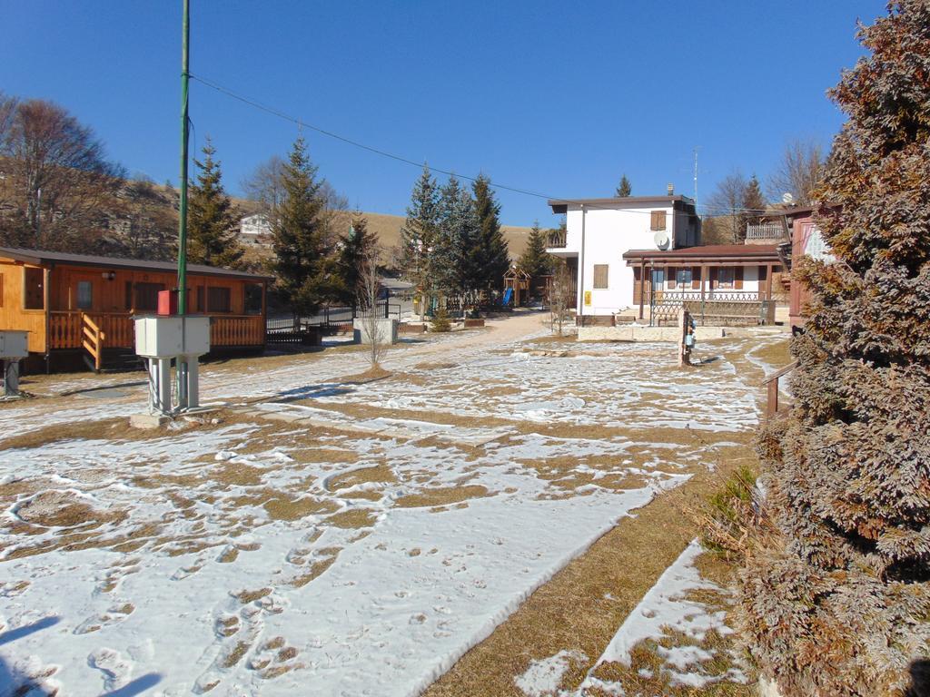 Отель Campeggio Branchetto Боско-Кьезануова Экстерьер фото
